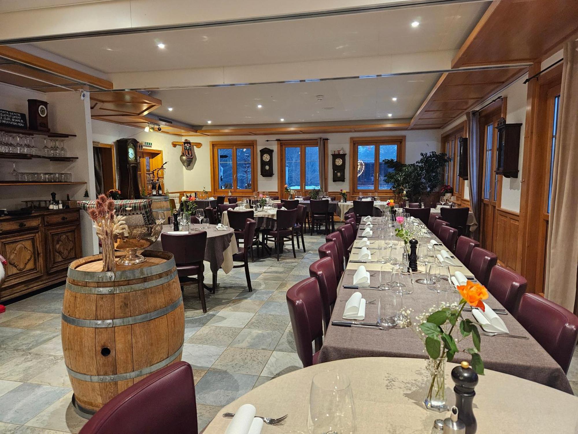 Hotel Restaurant Du Marchairuz Le Brassus Exterior photo